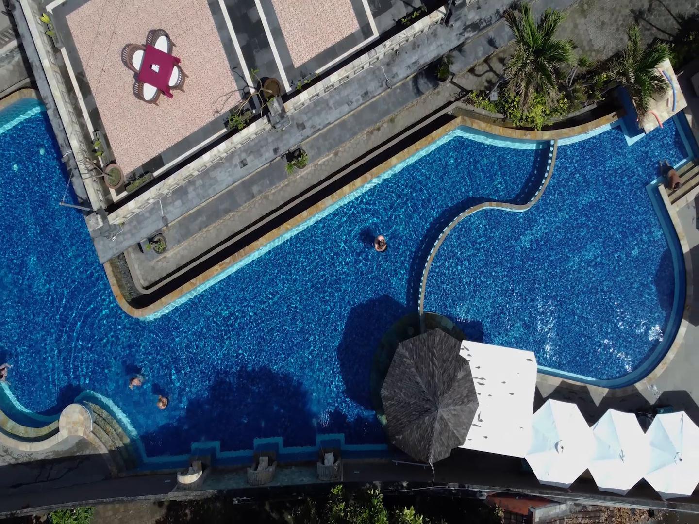 Pelangi Bali Hotel - Tap to explore photos