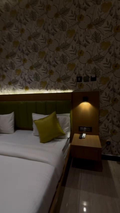 Hotel Thanga Airaa - Tap to explore photos