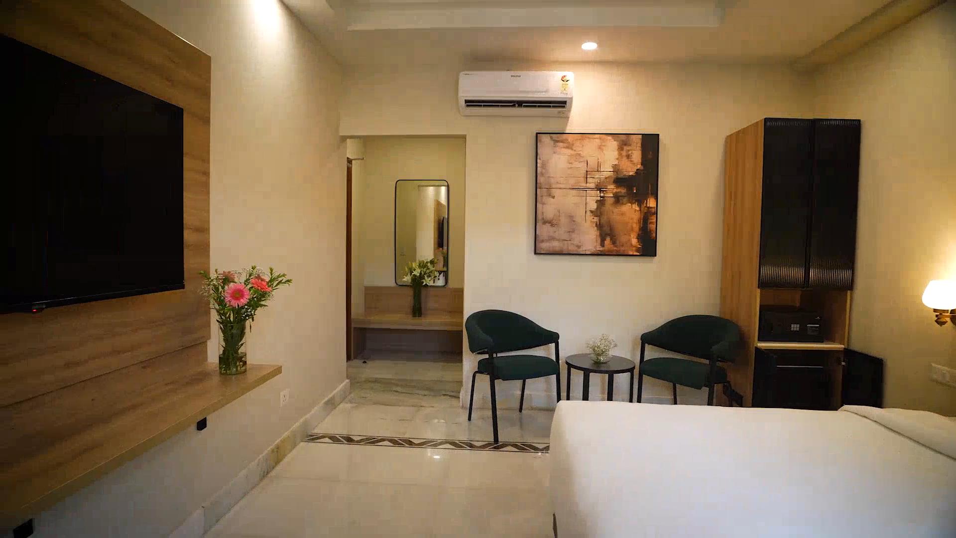 Country Inn Smart Stays - Golf Course Road - Tap to explore photos