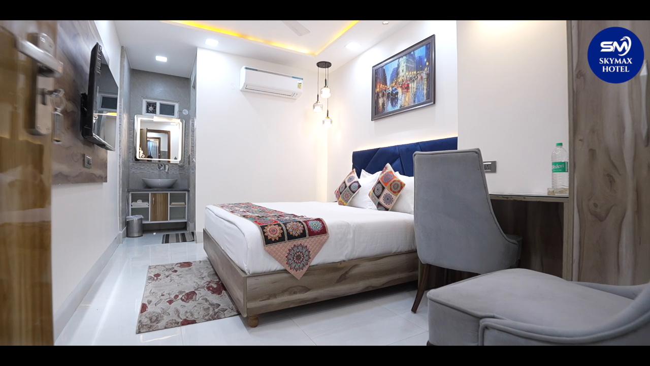 Skymax Hotel Rohini - Tap to explore photos