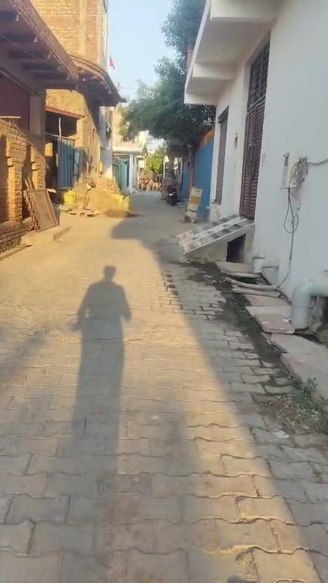 Kapil Sharma - Tap to explore photos
