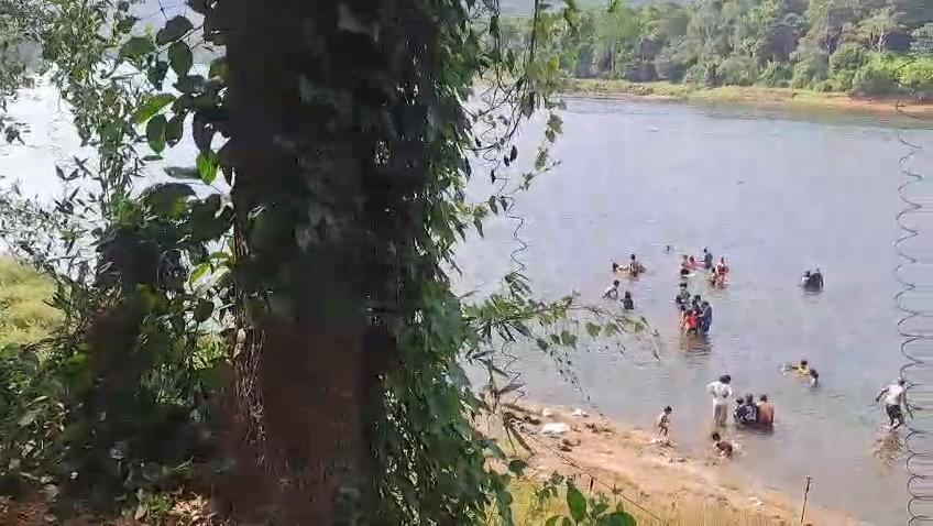 Vipinam, The riverside retreat - Tap to explore photos