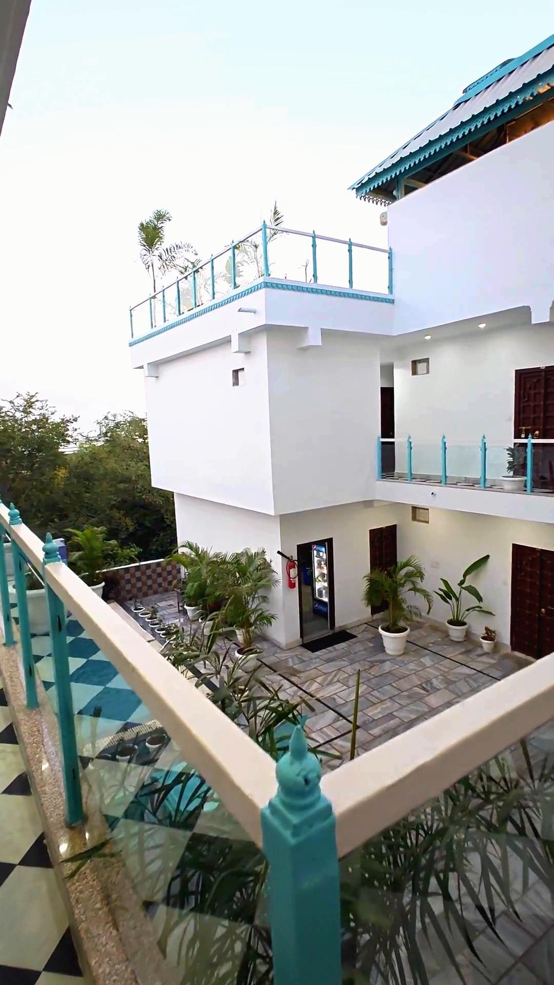 Hotel Darbargarh- A Lake View Hotel - Tap to explore photos