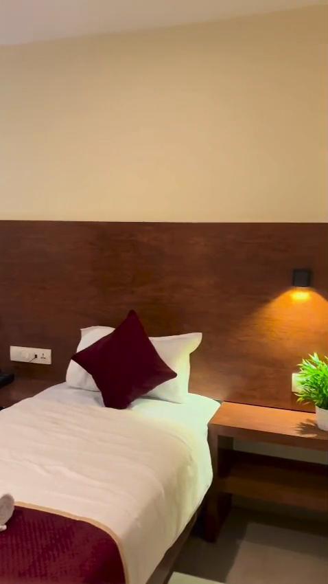 HOTEL ASHRAYA INTERNATIONAL - Tap to explore photos