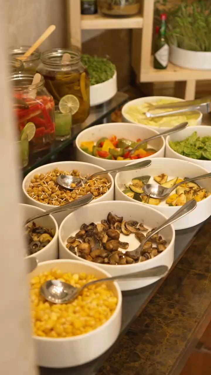 Radisson Blu Hotel Ahmedabad - Tap to explore photos