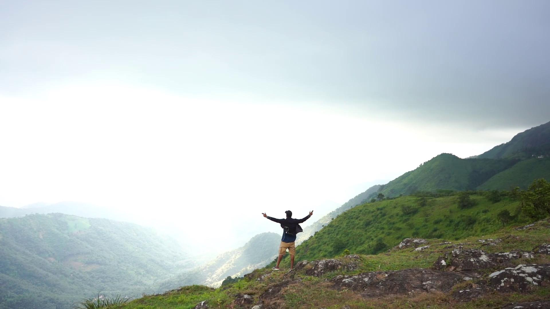 Eagle Viewpoint Camp Vagamon - Tap to explore photos