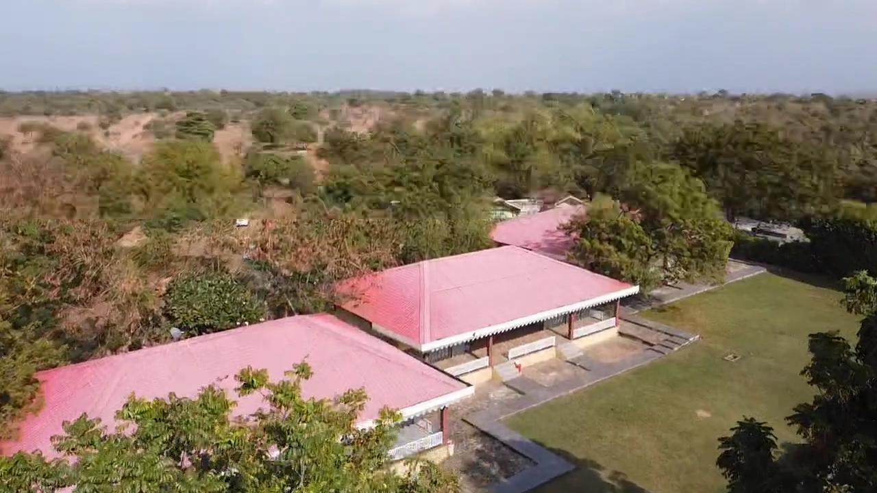 The Midas Resort - Tap to explore photos