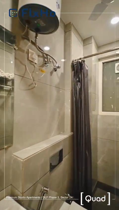 FlxHo Quad - Luxury Studio Apartments DLF Cyber City - Tap to explore photos