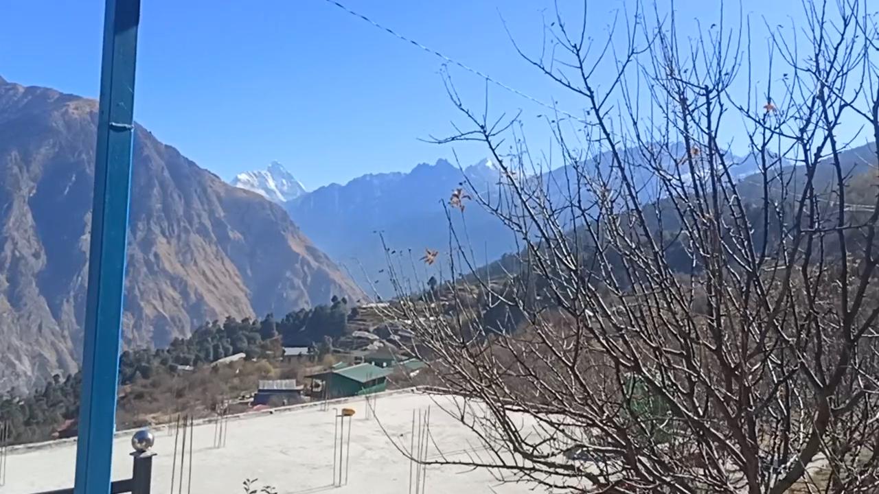 Land of a thousand hill auli - Tap to explore photos