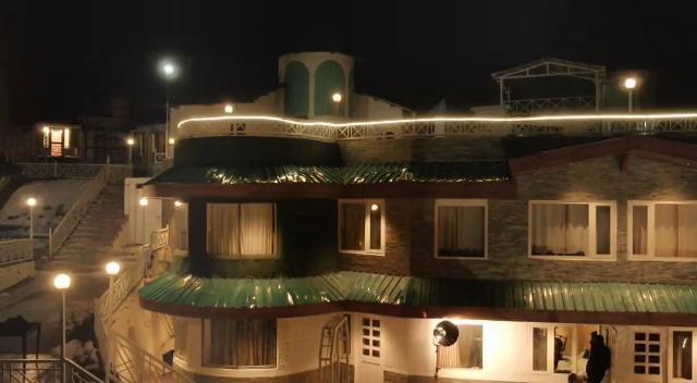 Galleu Hill Resort - Tap to explore photos