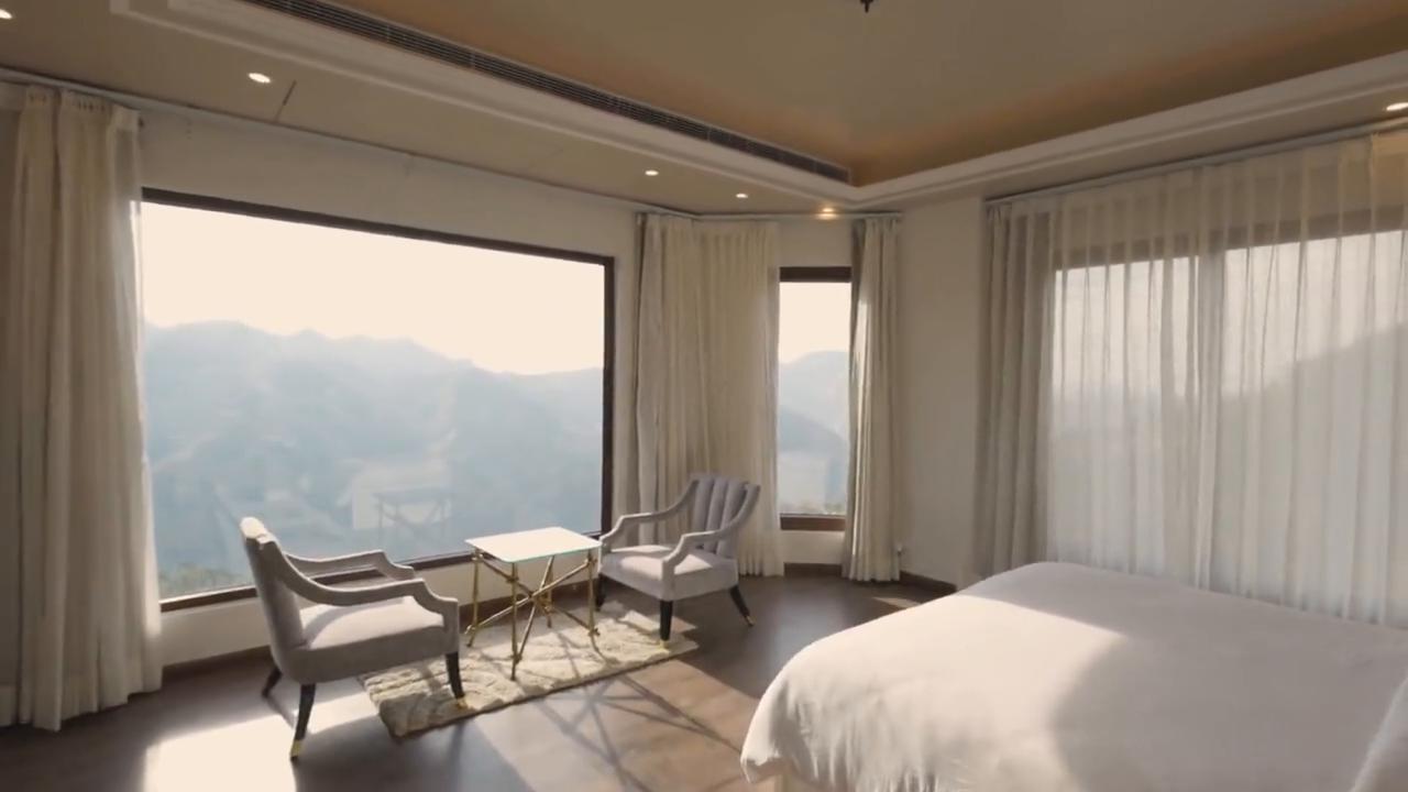 The Manor Luxury Apartments - Tap to explore photos
