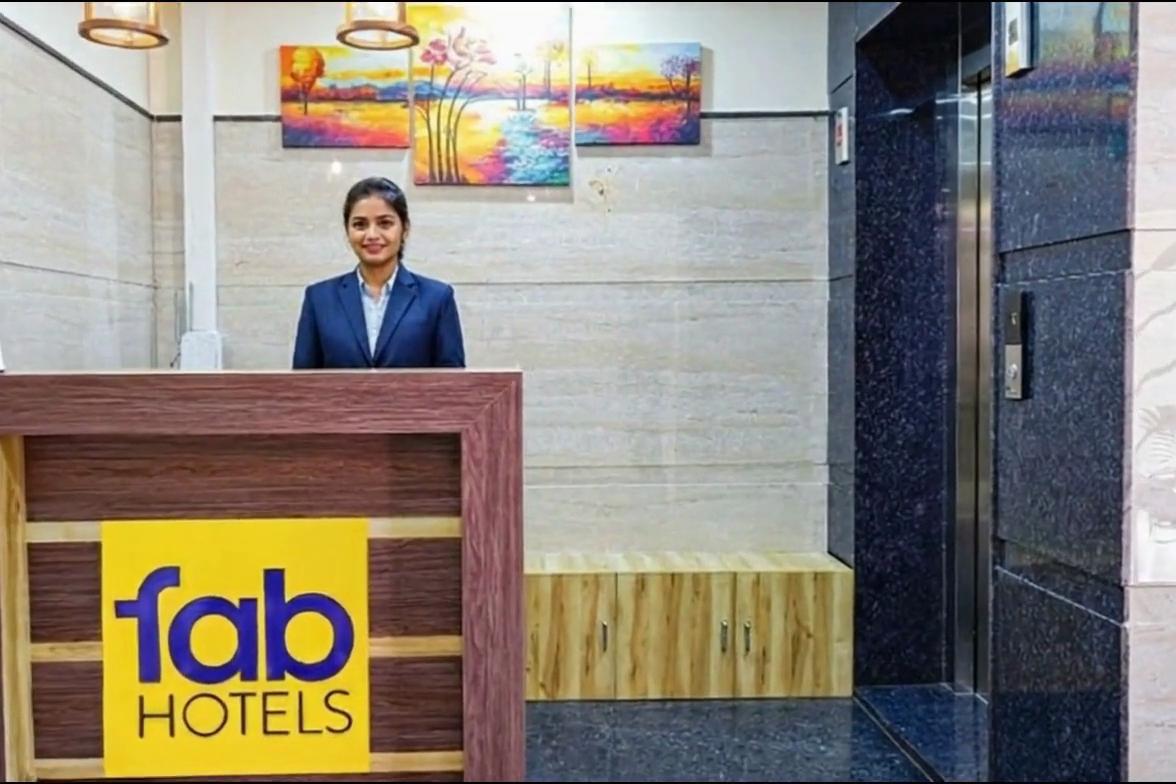 FabHotel HSR Gateway - Nr. Forum Mall - Tap to explore photos