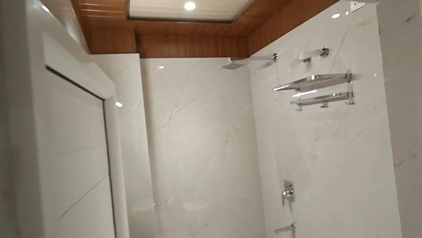 Shivaay Inn Paying Guest House - Tap to explore photos