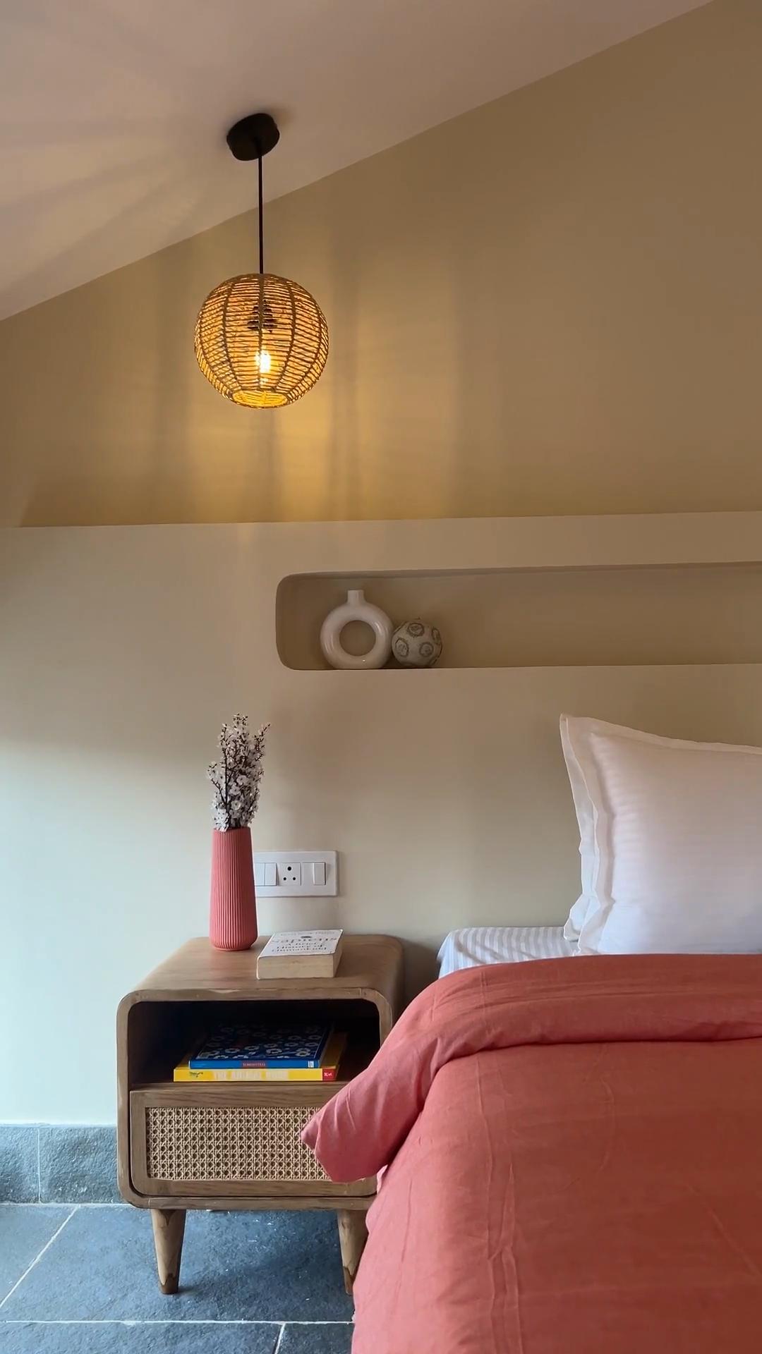 Staymaster White Castle 7bhk - Tap to explore photos