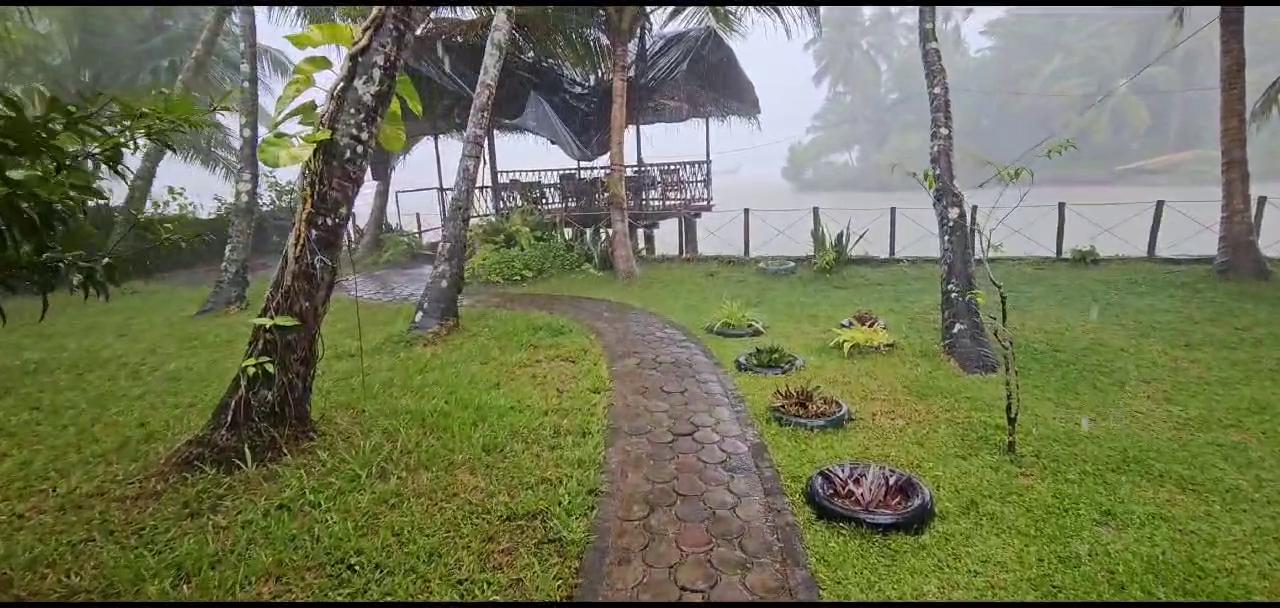 Maleyam Homestay Kadalundi | By the River - Tap to explore photos