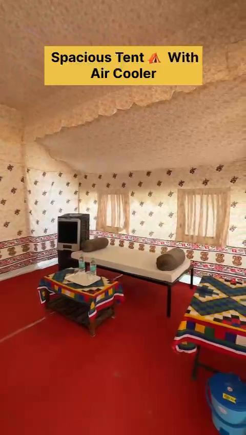 WHITE RANN CAMP RANN OF KUTCH - Tap to explore photos