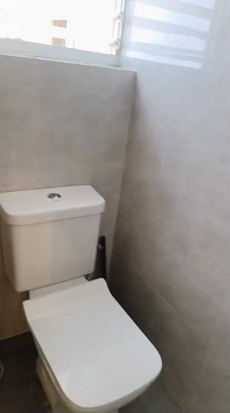 1 Bhk fully furnished Live luxury in Kolkata - Tap to explore photos