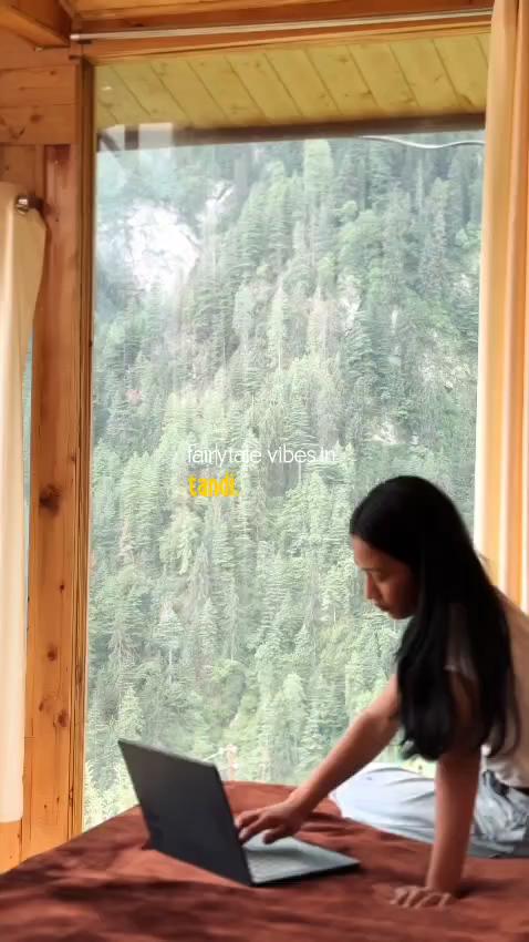 Whispering Pines Treehouse - Tap to explore photos