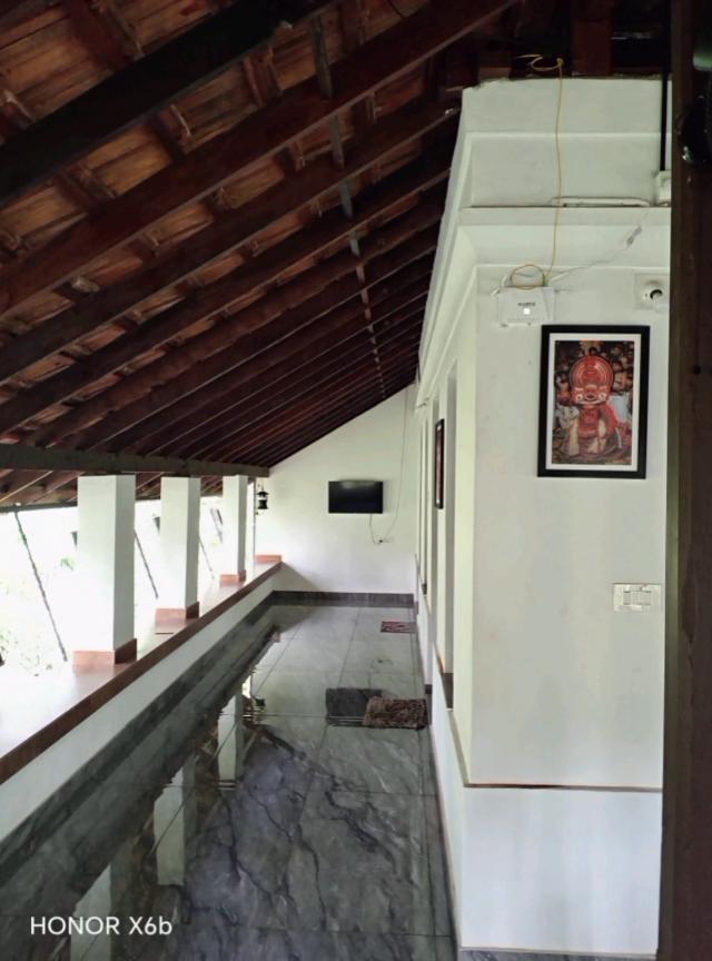 Kolamba Bliss Homestay - Tap to explore photos