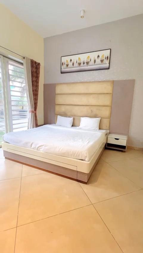 Ashford 4BHK Villa with Pvt Pool By Stellar Stays - Tap to explore photos