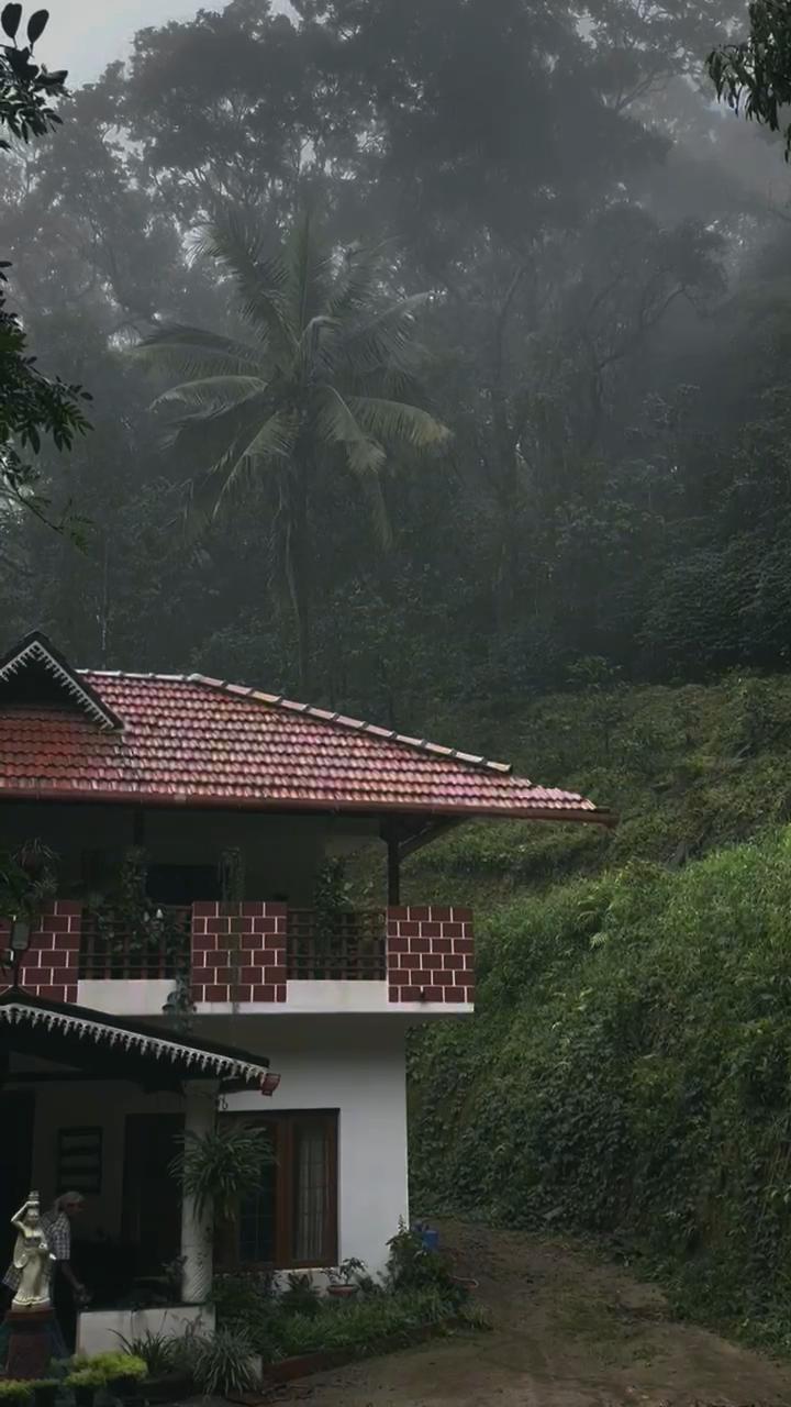 Reevilla Estate Stay - Tap to explore photos
