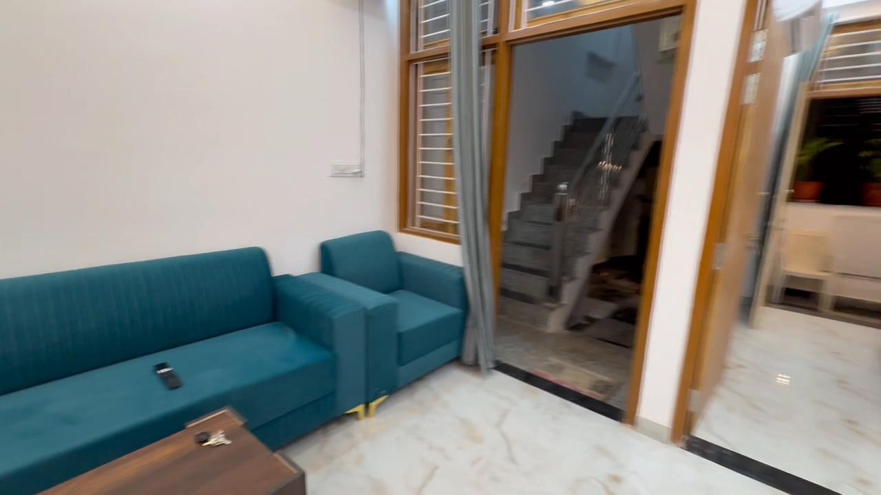 My STAY AirBNB 2& 4Bhk entire  villa/Apt  GF floor - Tap to explore photos