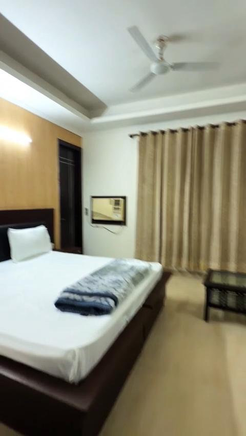 Hotel Star Residency Near Medanta Hospital - Tap to explore photos