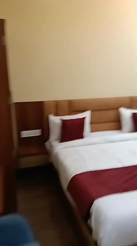 Hotel Shiv Shadhana - Tap to explore photos