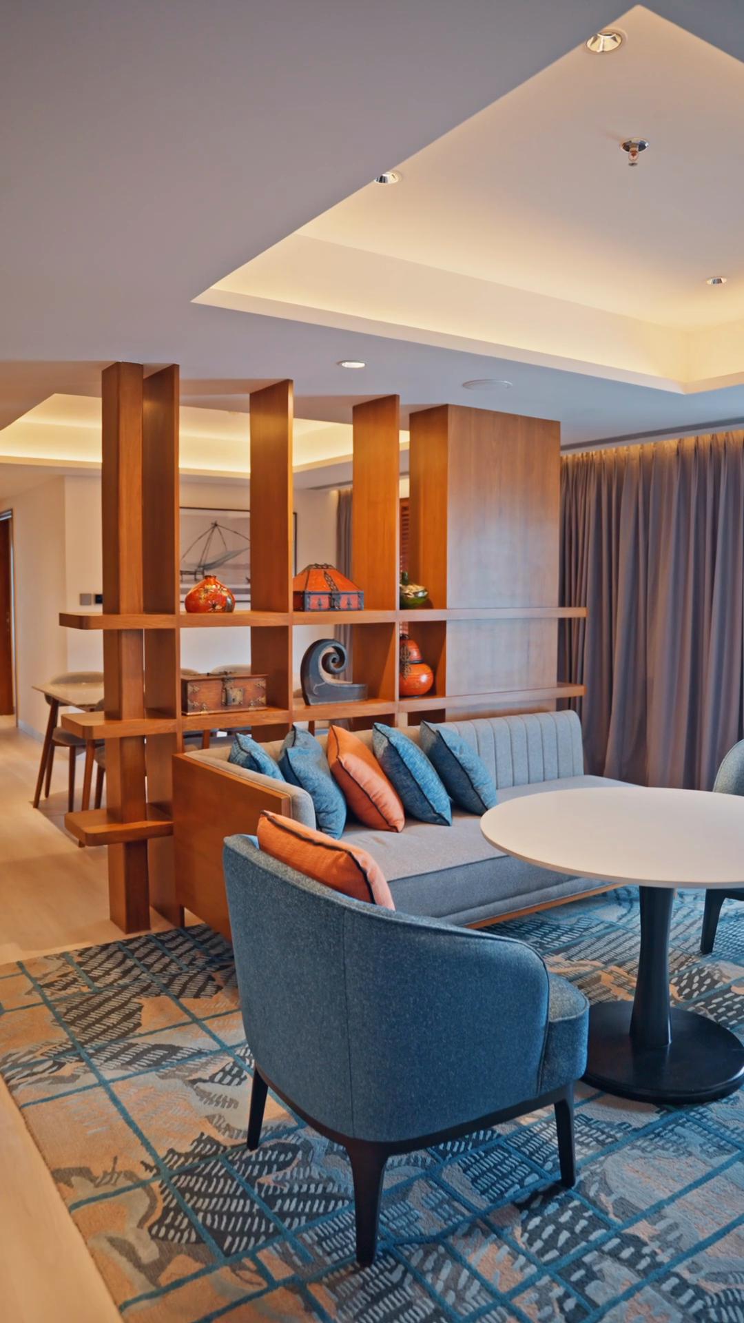 Le Meridien Kochi - Tap to explore photos