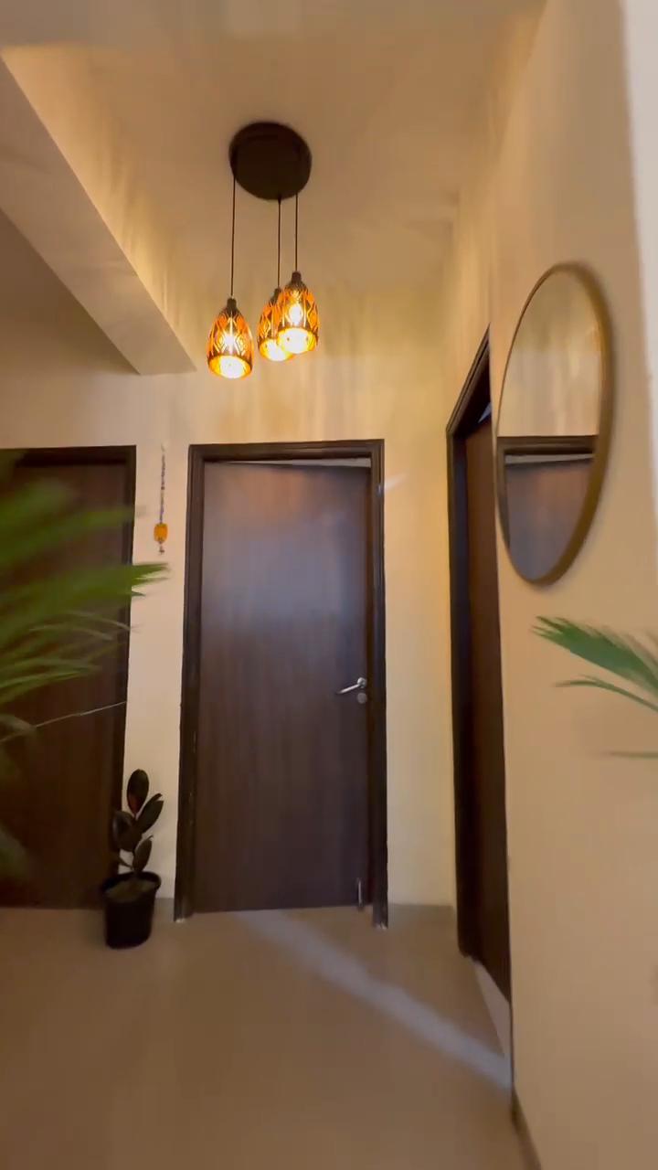 Skydeck Apartment 4BHK Near Taj - Tap to explore photos
