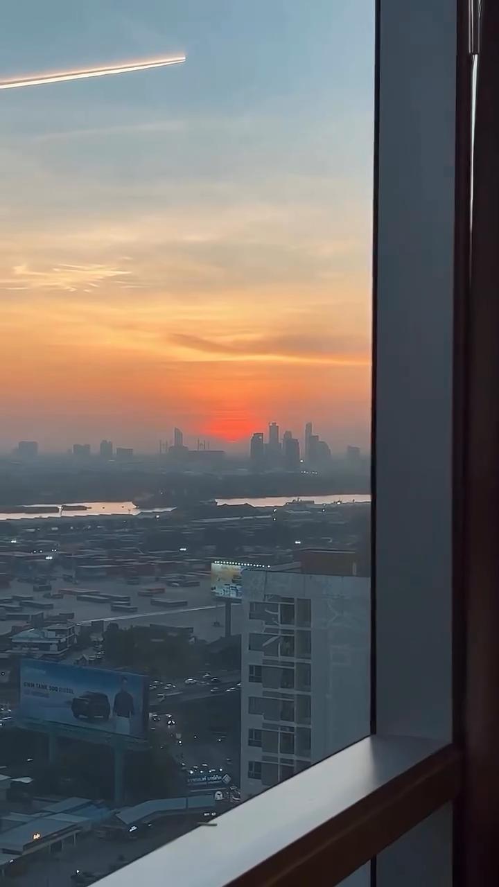 Jasmine Grande Residence Bangkok - Tap to explore photos