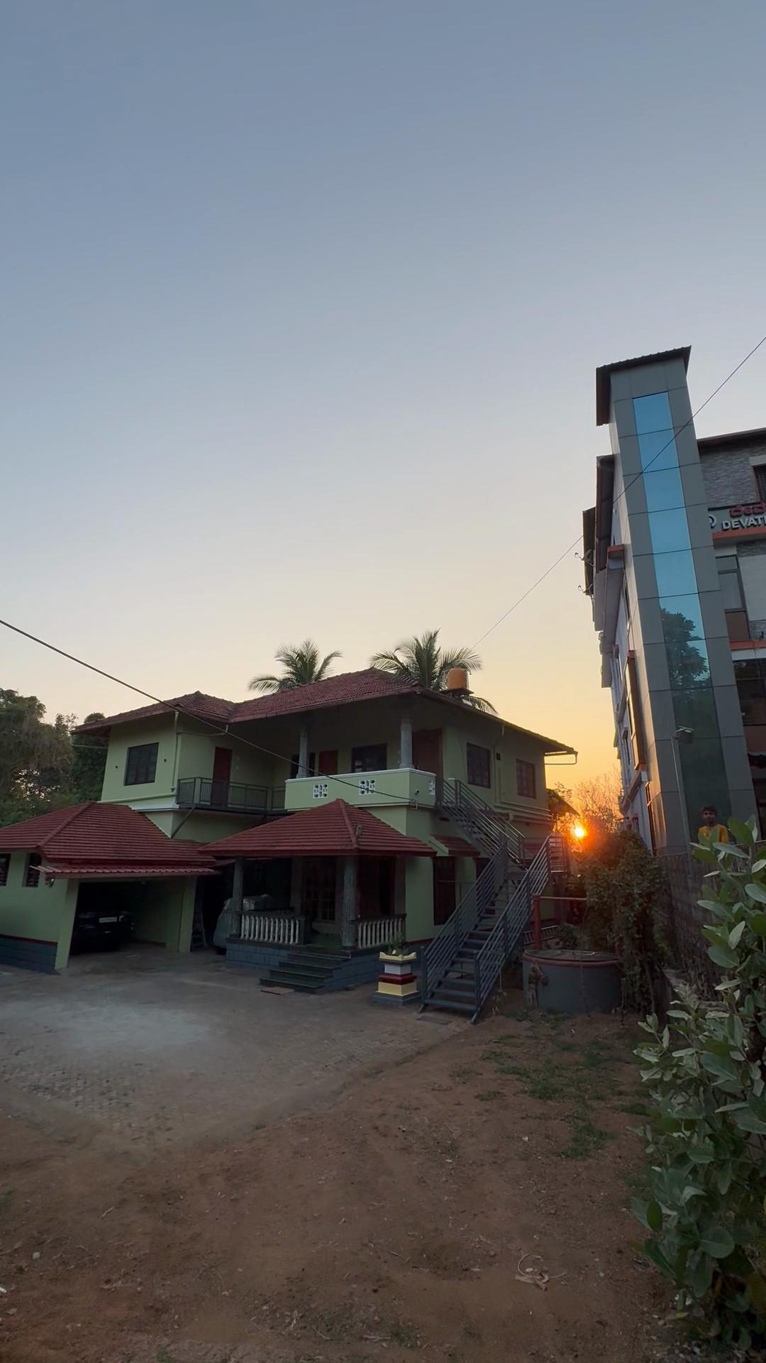 Madhukara Gullodi Homestay - Tap to explore photos