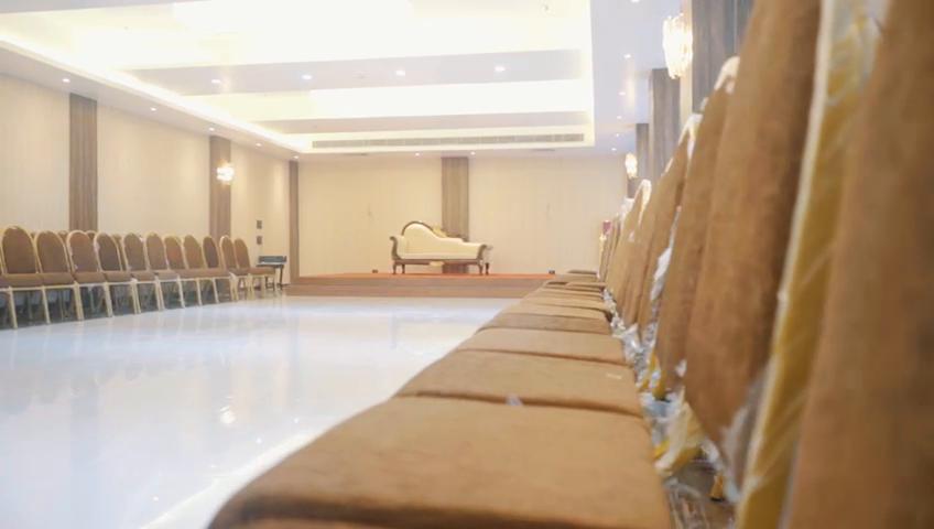 MAHARAJA HOTEL & BANQUET - Tap to explore photos