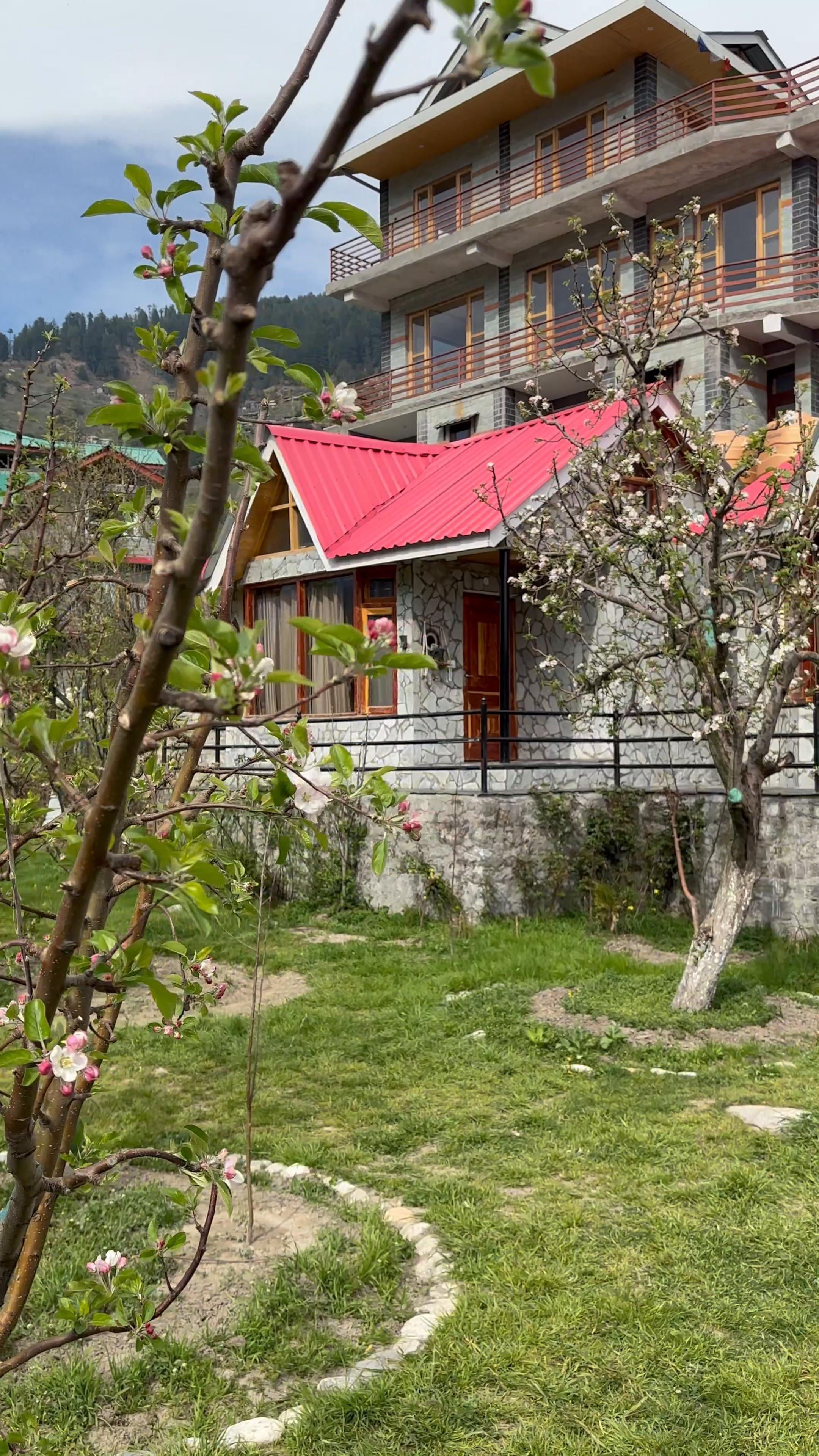 Kahaani | Luxury Wooden Chalets and Rooms - Tap to explore photos