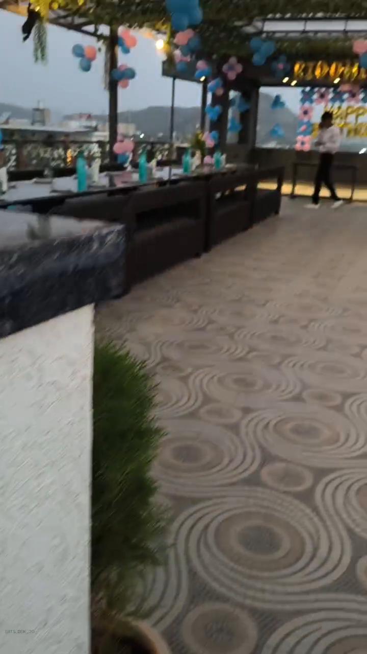 Hotel Maple Residence - Tap to explore photos