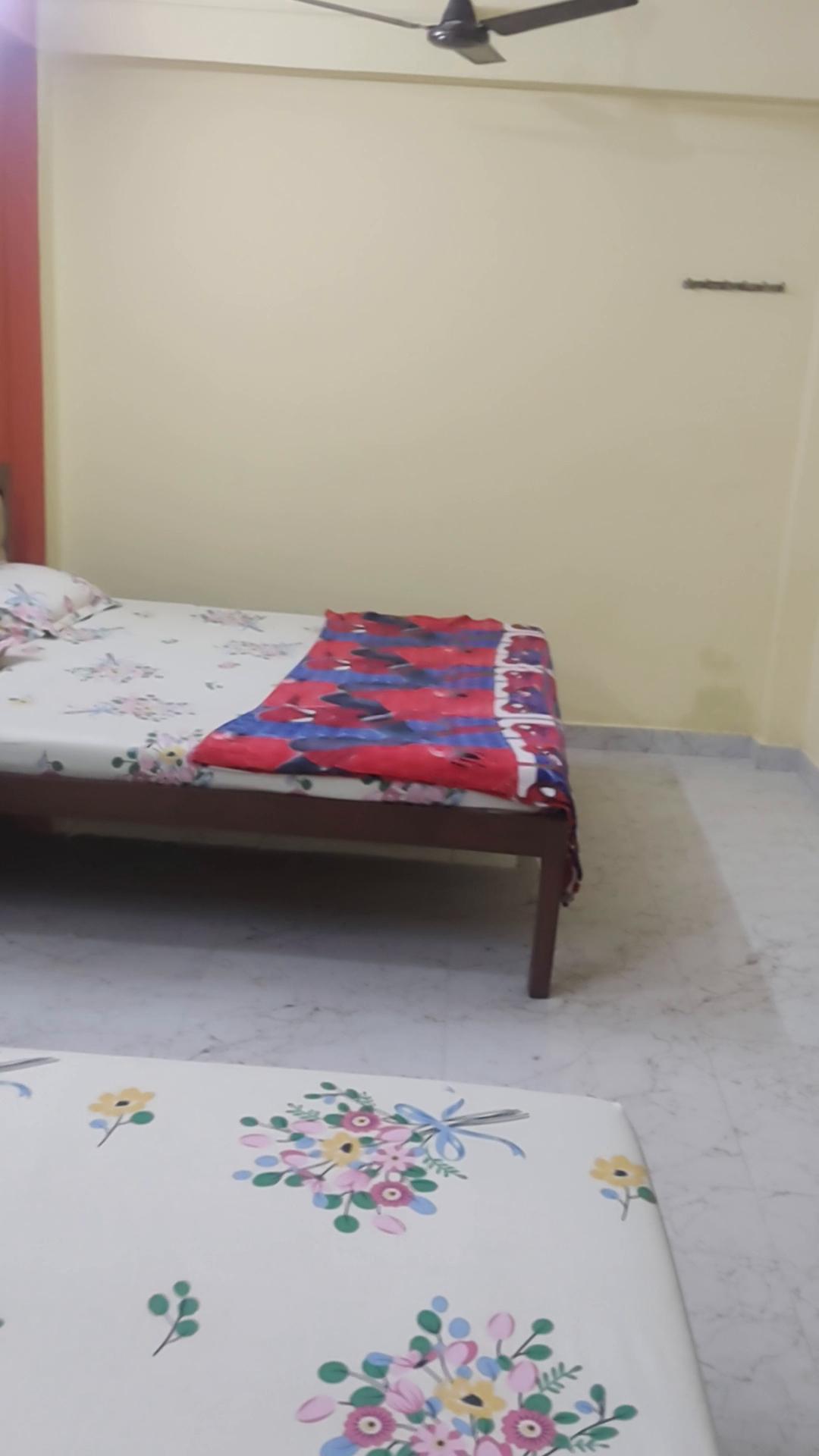 Ansh Paying Guest House VNS - Tap to explore photos
