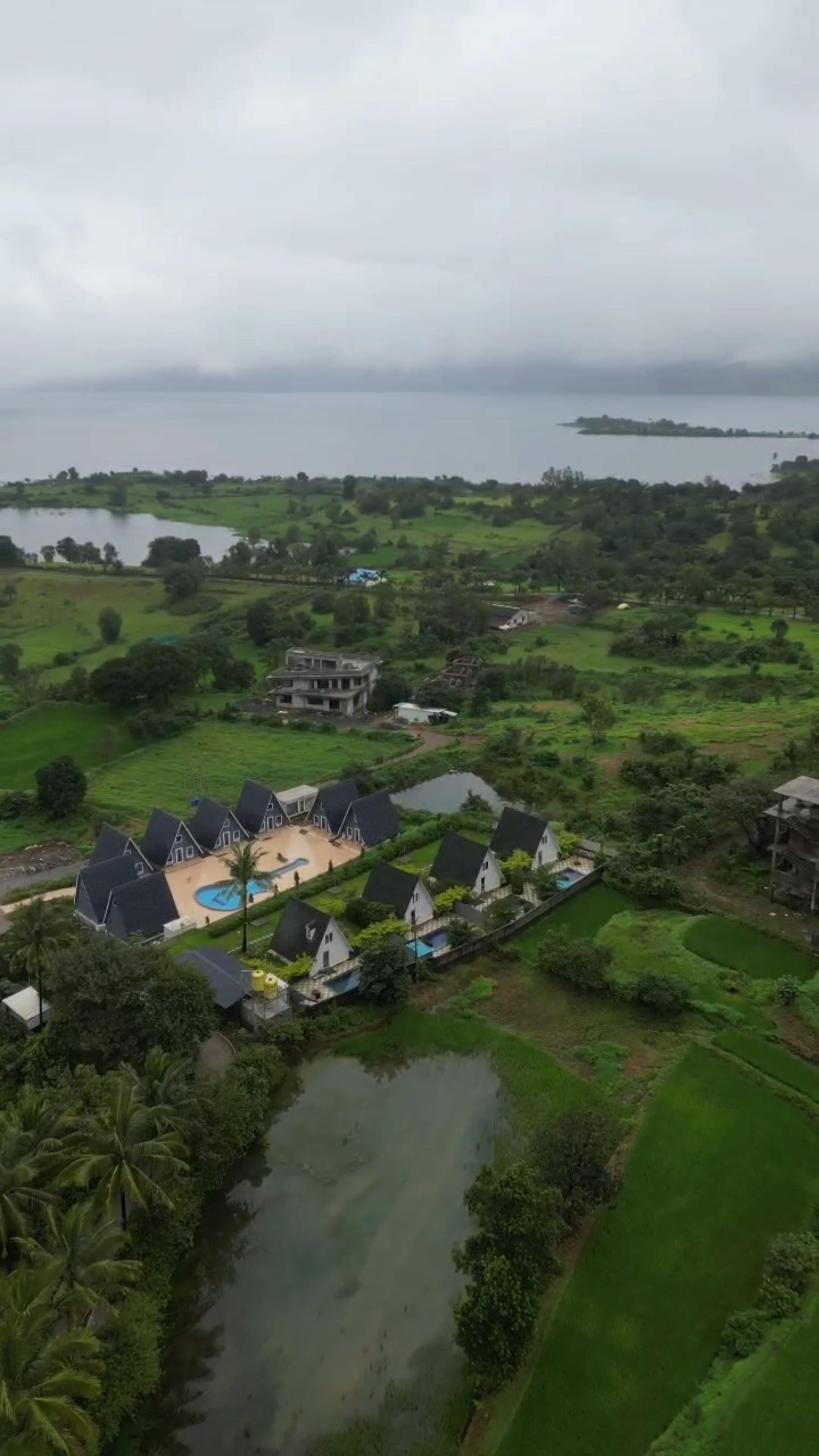 GR8 Hill Pool Villas in Malshej Ghat - Tap to explore photos