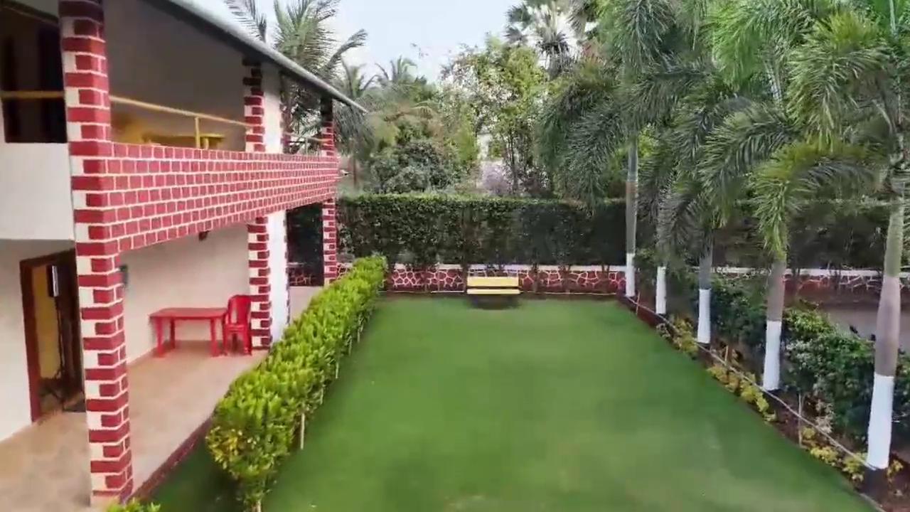 Kamal Homes | Rooms & Restaurant - Tap to explore photos