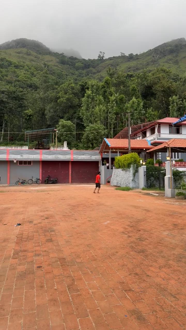 Coffee Island Home stay - Tap to explore photos