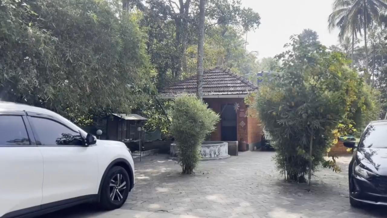 Kalizta forest resort - Tap to explore photos
