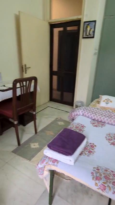 THE HAPPY HOMESTAY - Tap to explore photos
