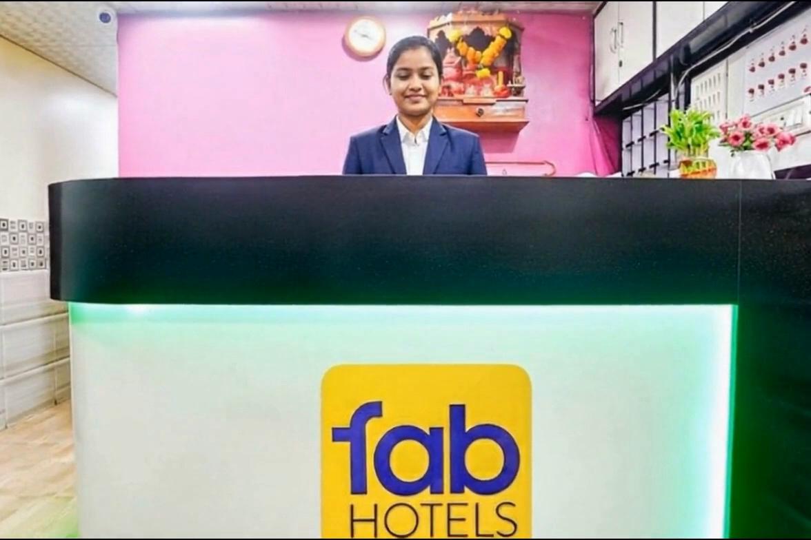 FabHotel Royal Residency Kurla - Tap to explore photos
