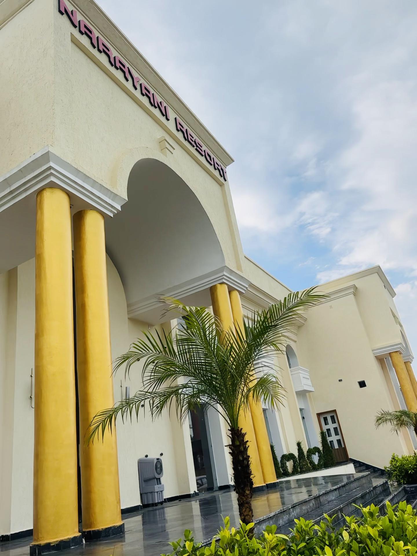The Narayani Resort & Hotel - Tap to explore photos