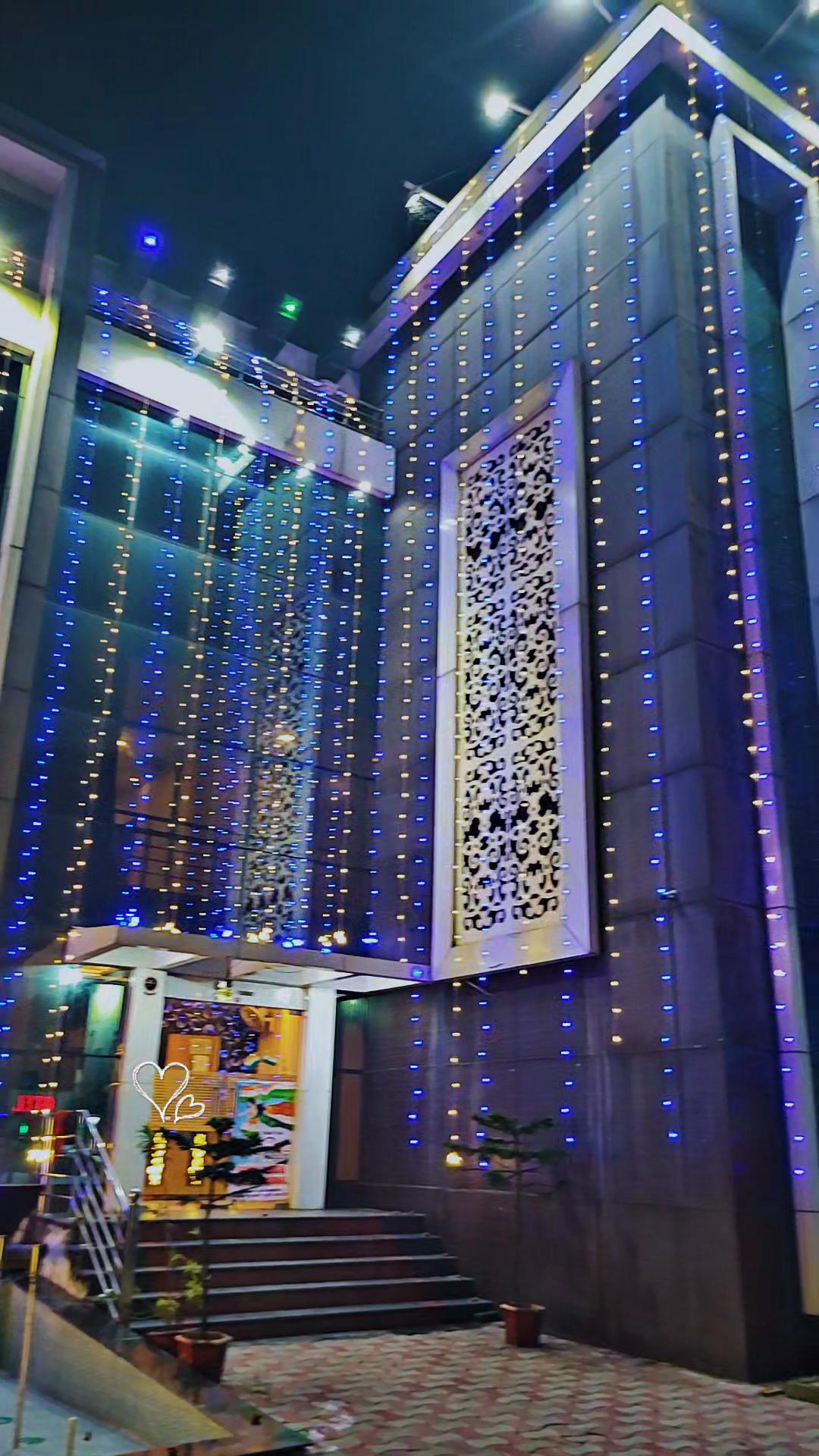 hotel yash international - Tap to explore photos