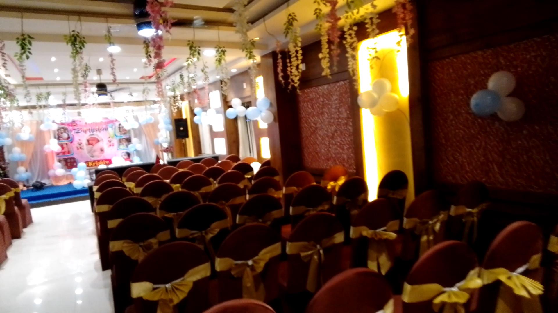 HOTEL URMILA INTERNATIONAL - Tap to explore photos