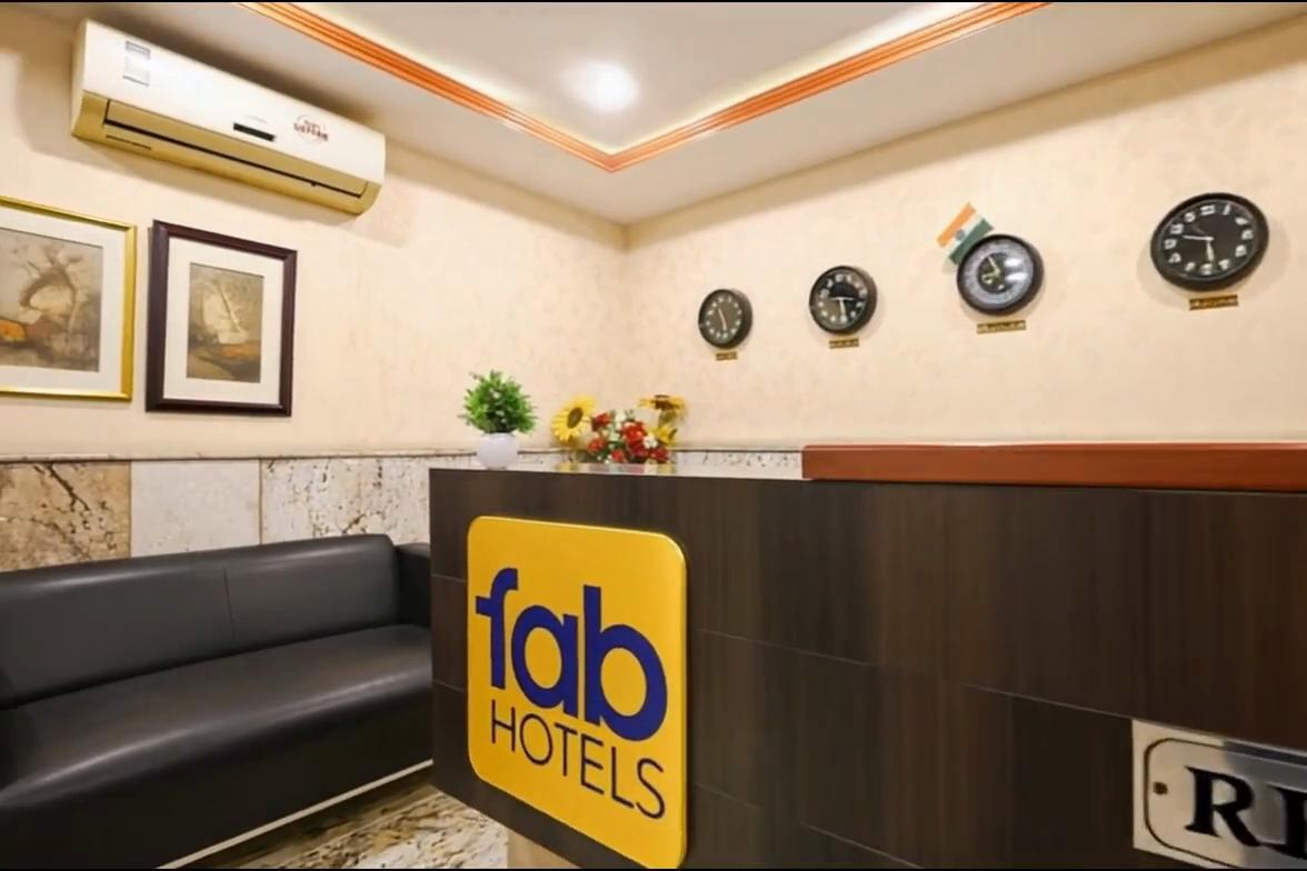 FabHotel Mahal - Tap to explore photos