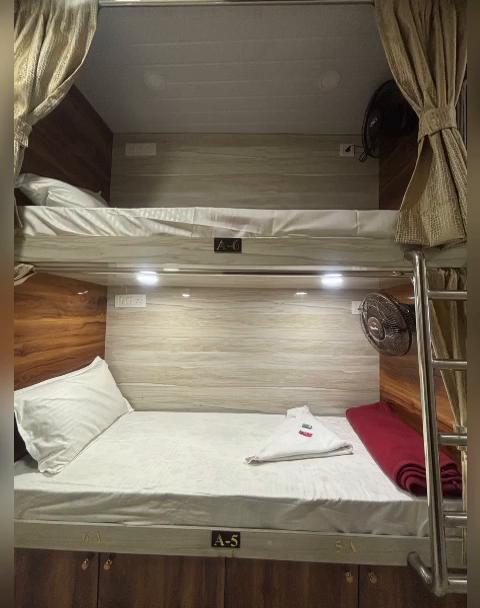 KOHINOOR GUEST HOUSE & DORMITARY - Tap to explore photos