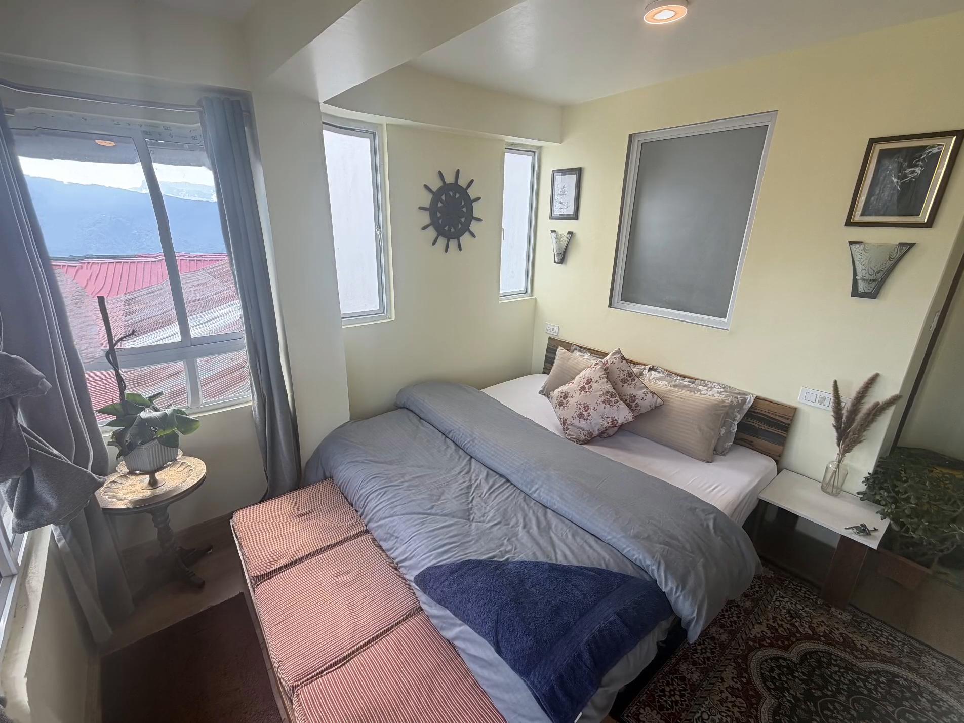 City lights bnb Homestay - Tap to explore photos