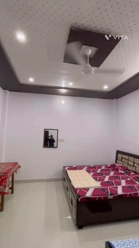 Kanha Ji Atithi Niwas Home Stay - Tap to explore photos