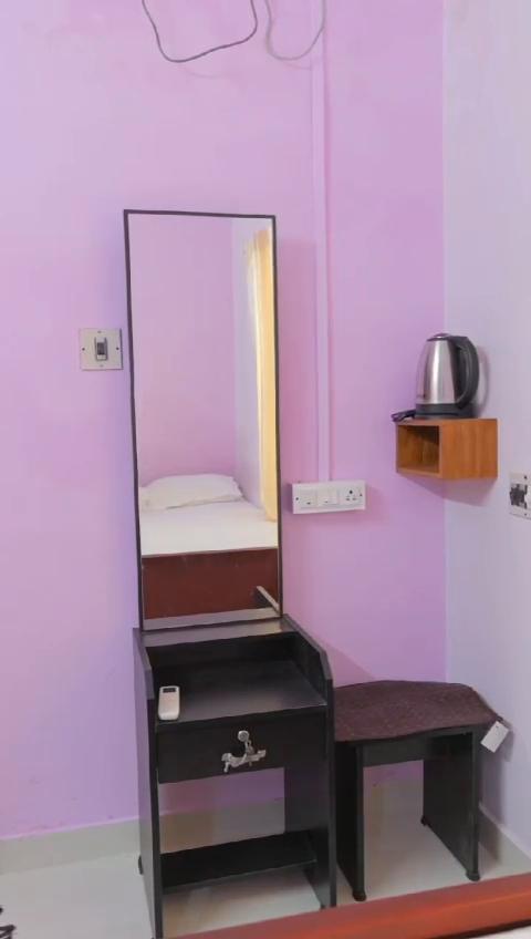 Mannat Home Stay - Tap to explore photos